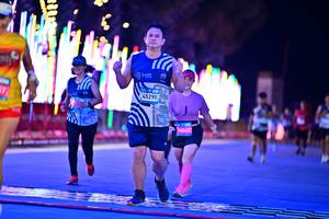 BIB: 
                            <button type="button" onclick="openModal(24122135)" class="btn btn-primary btn-sm float-right btn-popup" data-toggle="modal" data-target=".modal-high-quality">
                        <i class="fas fa-shopping-cart"></i> Add to Cart
                    </button>
                                            <button type="button" onclick="isThisMe(24122135, true)" class="btn btn-success btn-sm float-right btn-popup btn-isme hidden" data-toggle="tooltip" data-placement="bottom" title="นี่คือรูปของคุณใช่ไหม คลิกที่นี่เพื่อเอาเข้าอัลบั้ม">
                        <i class="fas fa-plus"></i> Add to album
                    </button>
                    <button type="button" onclick="isThisMe(24122135, false)" class="btn btn-warning btn-sm float-right btn-popup btn-isnotme hidden">
                        <i class="fas fa-ban"></i> Remove from album
                    </button>